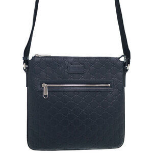 GUCCI Signature Guccissima Leather Messenger Crossbody Bag Black